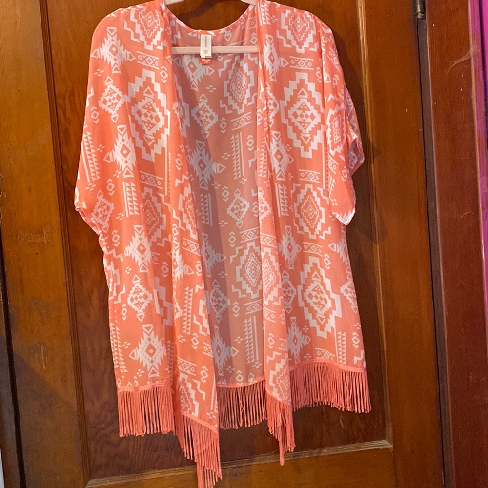 No boundaries kimono size 2x.